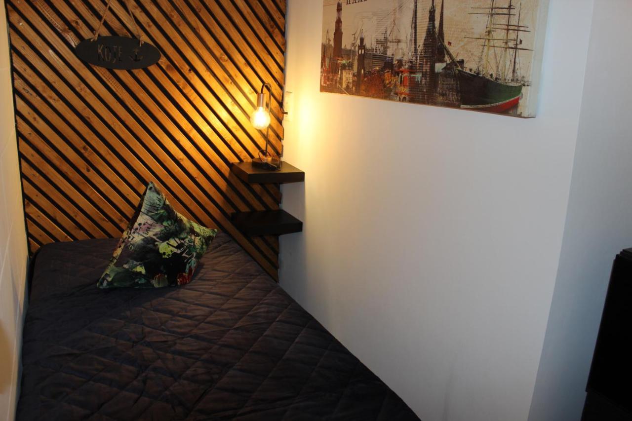 Kleine Souterrain Wohnung Naehe Hamburg Ной-Вульмсторф Экстерьер фото